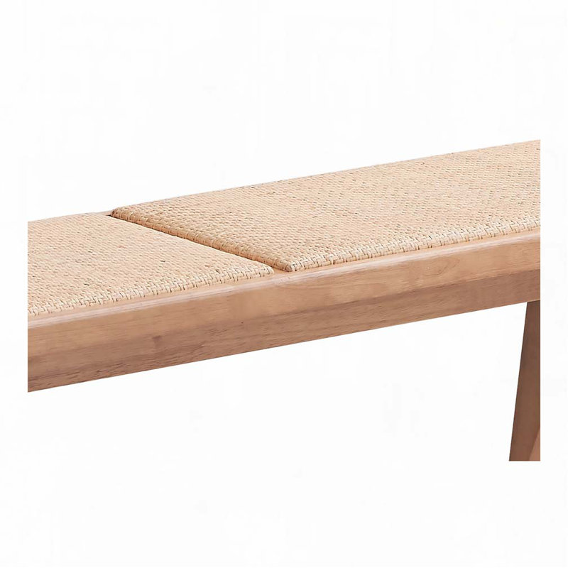 Banc en rotin et finition naturelle