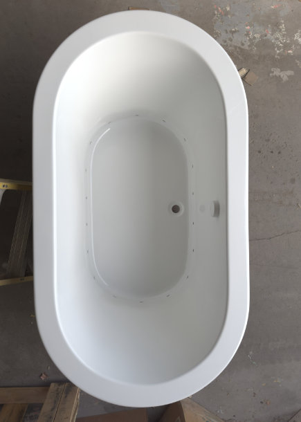 Rosabella 72'' L Freestanding Soaking Bathtub