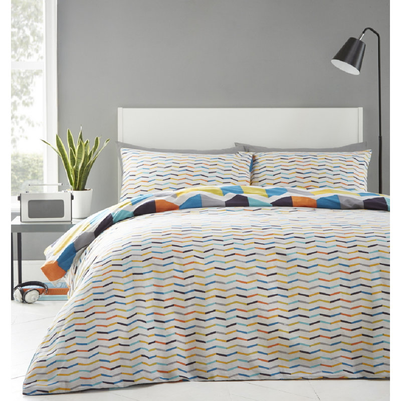 Irlan Chevron / Zig Zag Duvet Cover Set with Pillowcases, Super King - 2 Standard Pillowcases