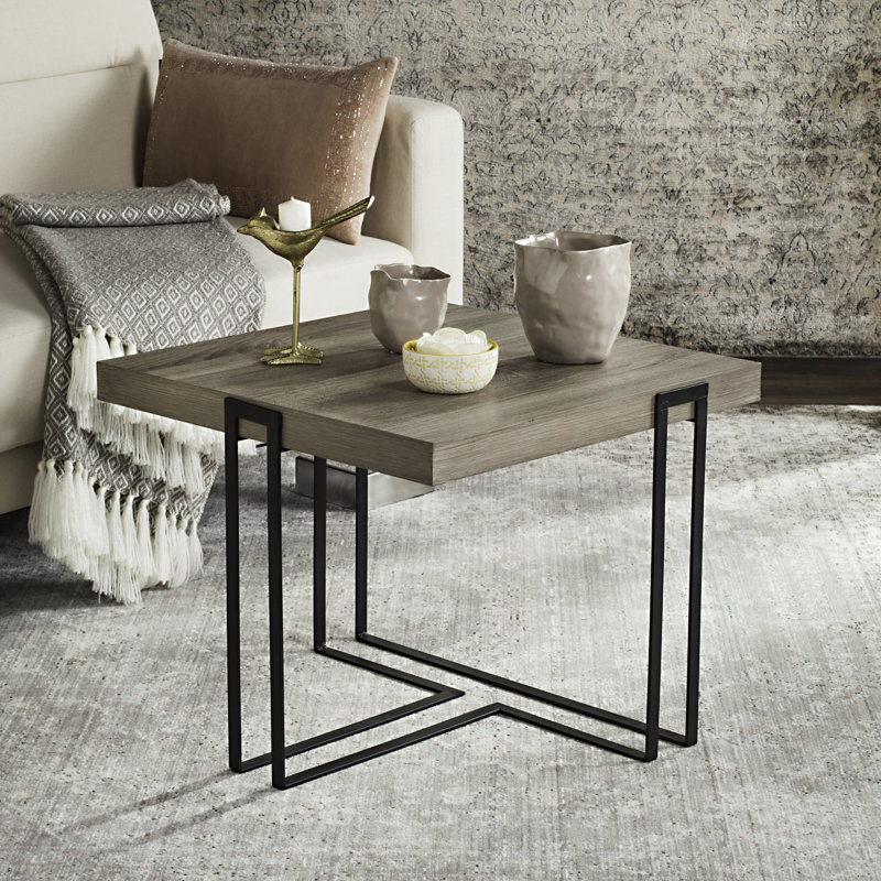 Table de bout finnell