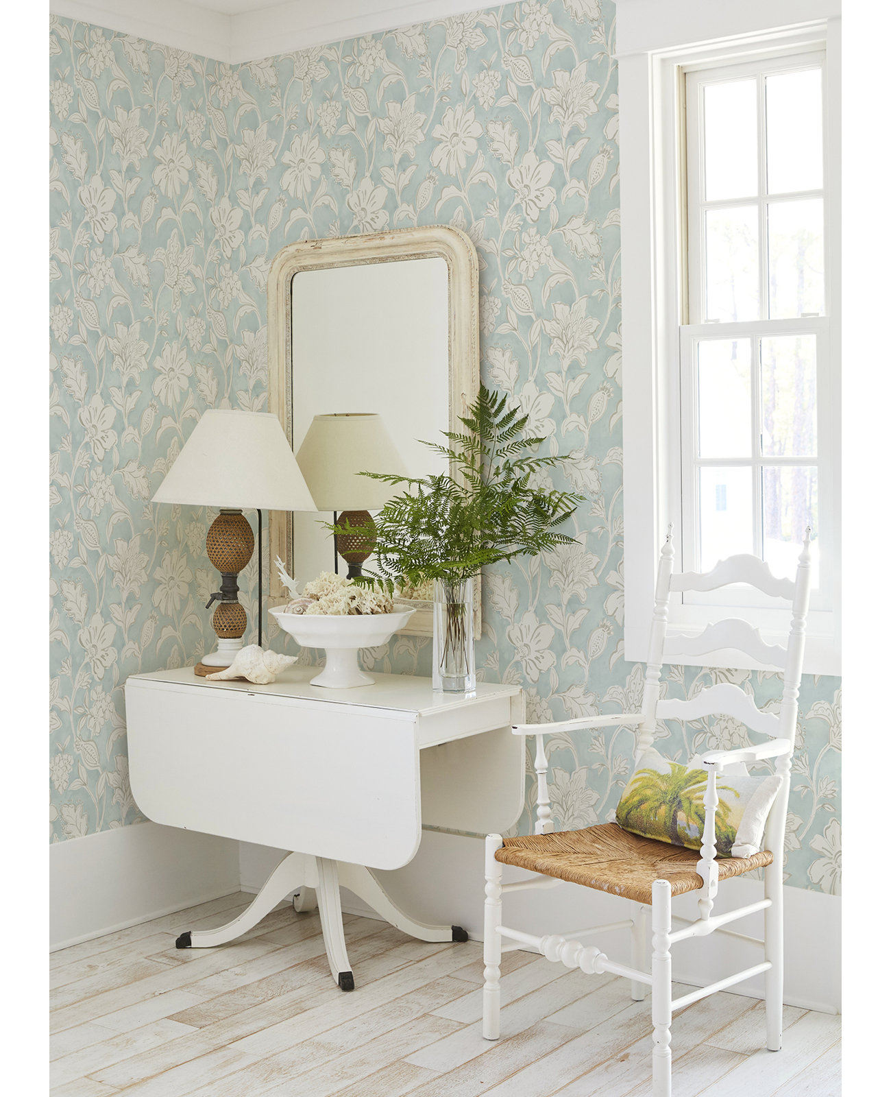 Chelsea Floral Wallpaper, Aqua