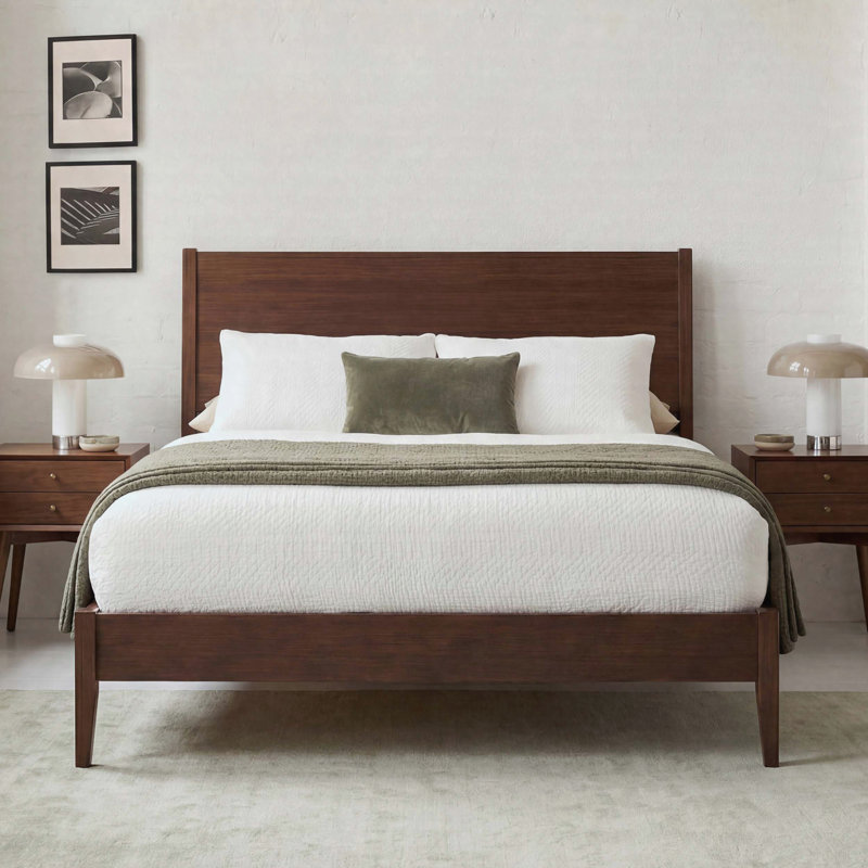 Structure de lit plateforme en bois de bambou massif de style Mid-Century avec lattes de bois et support en métal, chocolat