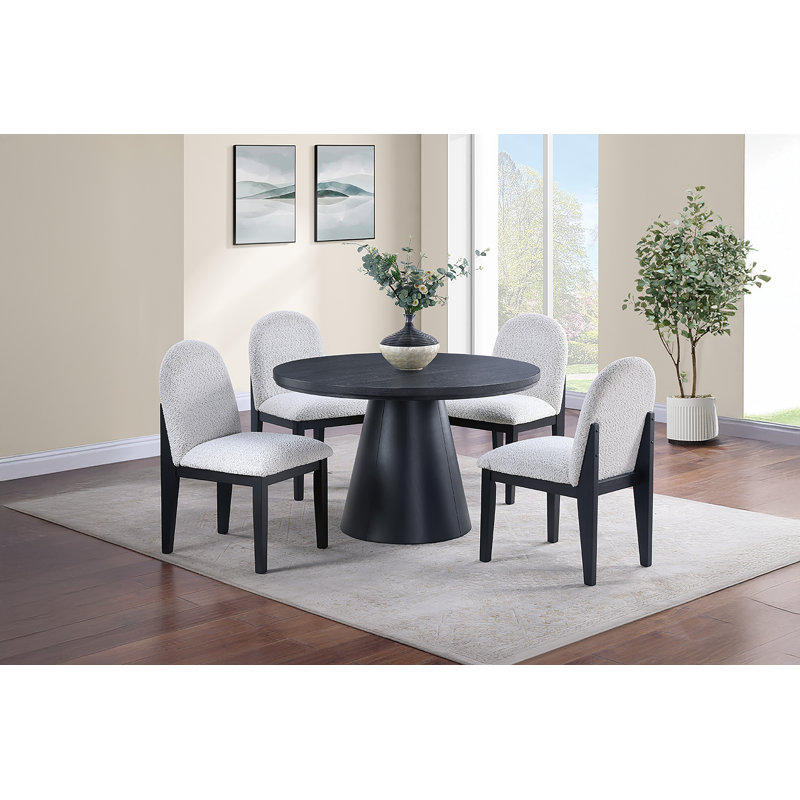 Fakhri Dining Table Set