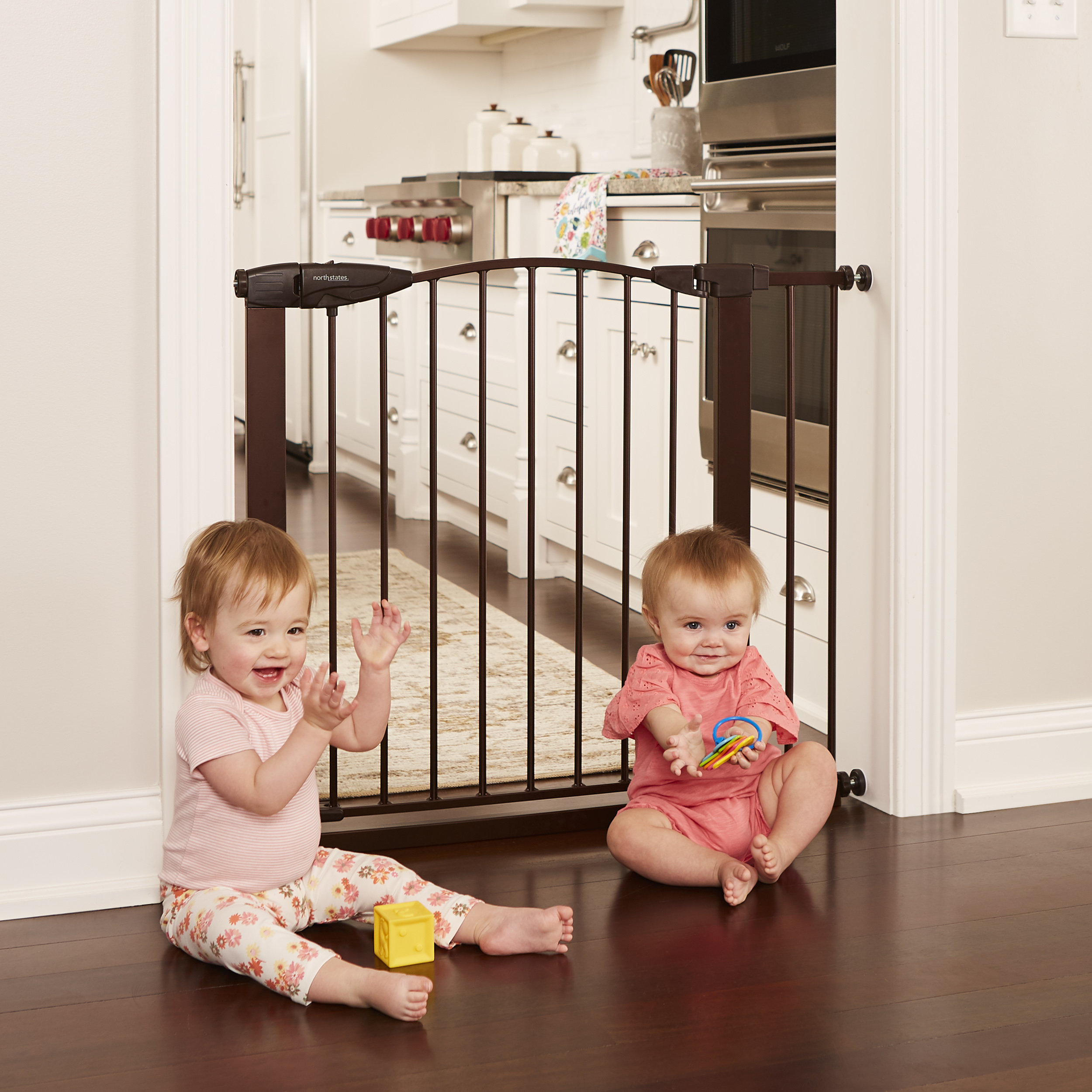 Toddleroo by North States Easy Swing & Lock Gate Series 2