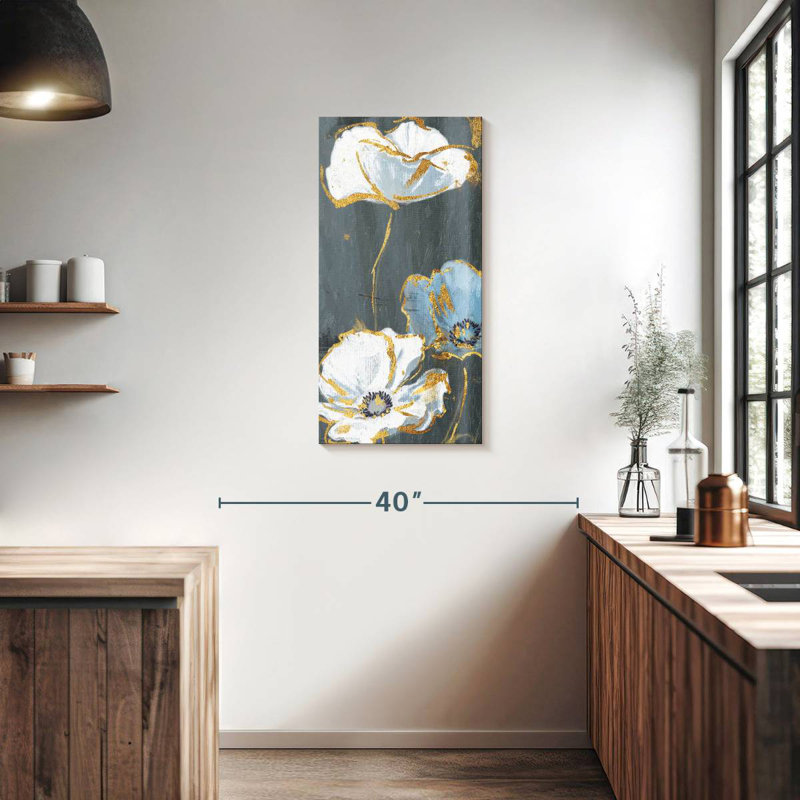 Three Flower Gold Accents