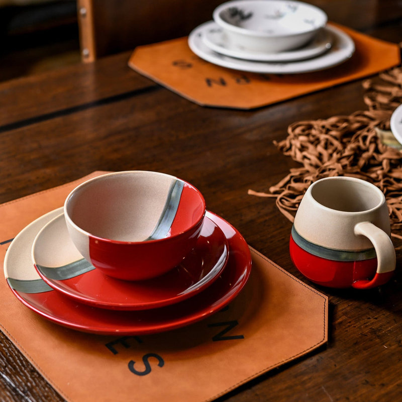 Pasadizo Stoneware Red Cream Brushstroke Waves Rustic Lodge Ceramic Serving Bowl, 1 Piece