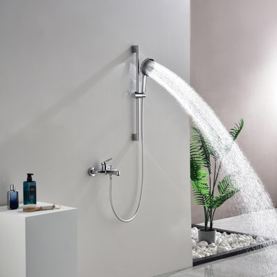 Brass Bathtub Faucet with Modern Design