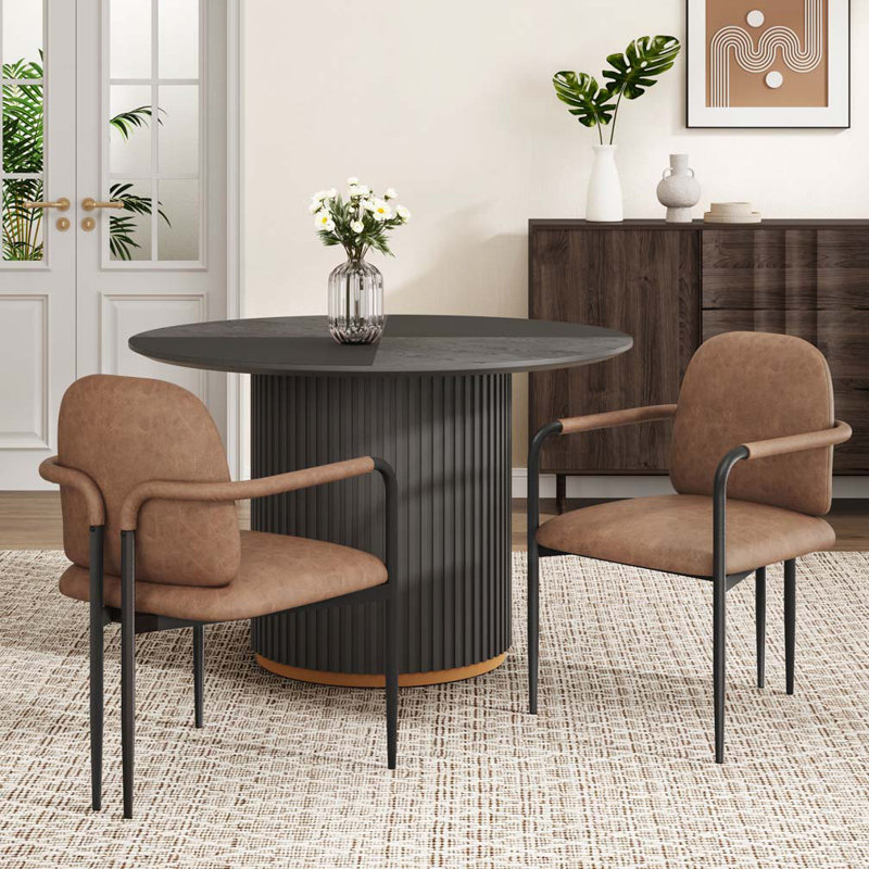 Chaises de cuisine, Brun