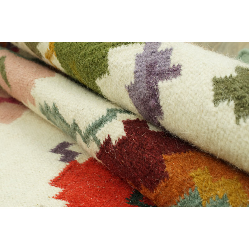 Tapis Marion Blossoms Kilim, 4 pi x 6 pi