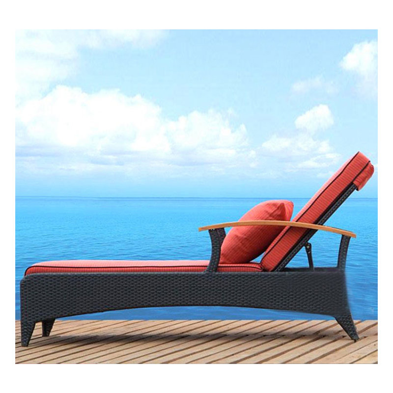 Outdoor Leisure Waterproof Pe-Woven Metal Frame Adjustable Beach Lounge Chair