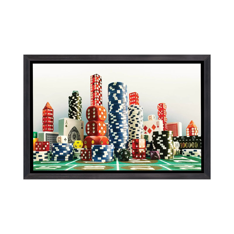 «Casino City» par Carl Warner, impression, H 26 po x l 40 po x P 1,5 po, Toile avec cadre noir patiné