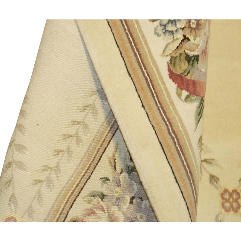 Hand Knotted Area Rug in Ivory