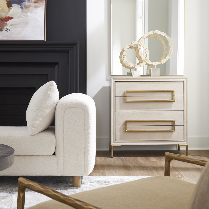 Commode d'appoint en chêne clair Nealla