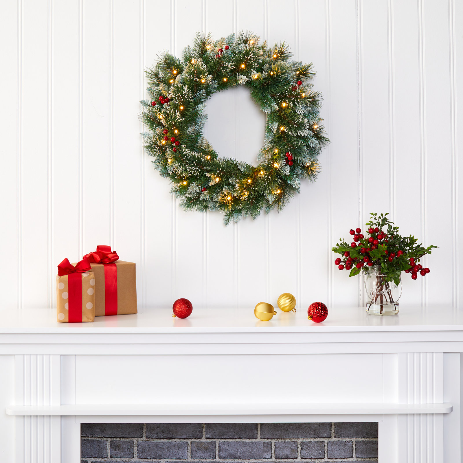 24'' Faux Pine Lighted Wreath