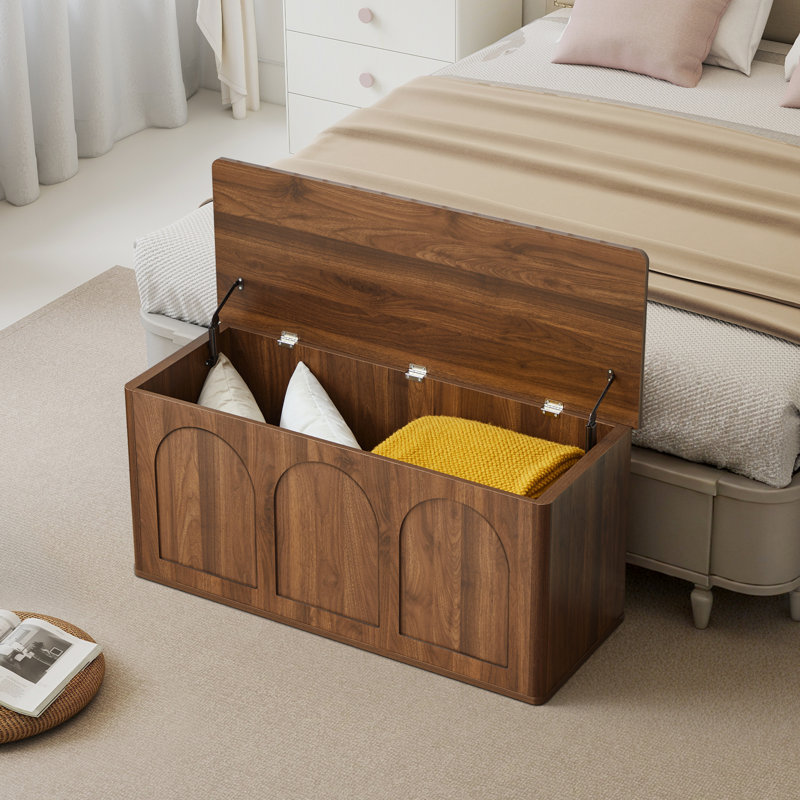 39.37'' Entryway Storage Bench With Flip Top, Walnut