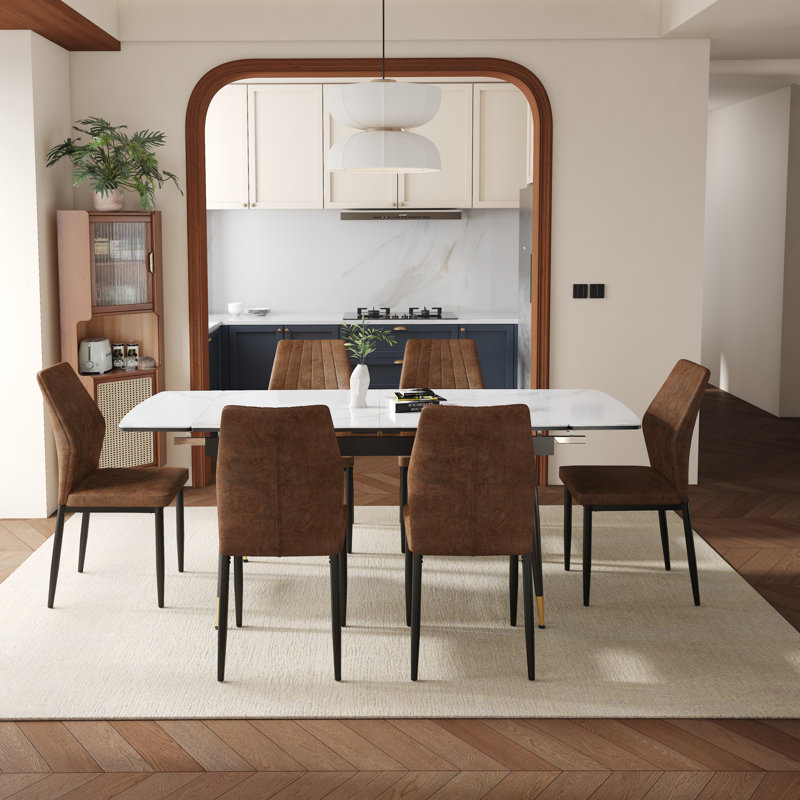 Ensemble de table de salle à manger en pierre frittée extensible de 55 à 79 po avec chaises rembourrées en similicuir 4-8