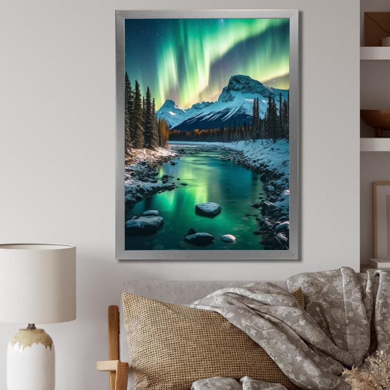 Yukon Northern Lights Beauty V - salon d'art mural canadien, H 32 po x l 16 po x P 1 po, Cadre photo argenté