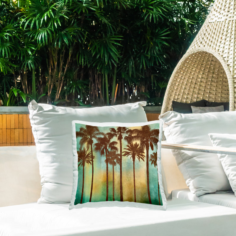 Coussin d'extérieur imprimé Looming Palms on Gradient Design par John Seba
