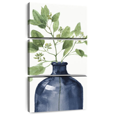 Mélange de verdure et bleu marine