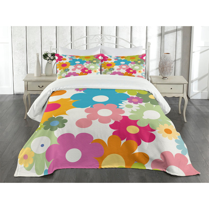 Ambesonne Floral Bedspread Set Sixties Inspiration Multicolor, King Bedspread + 2 Standard Shams