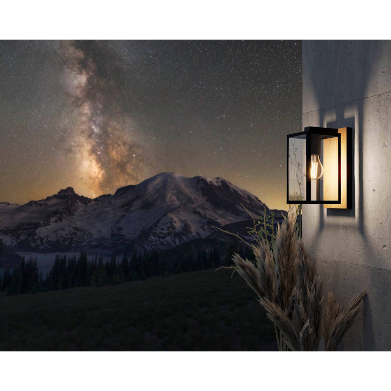 Fadi Outdoor Wall Lantern