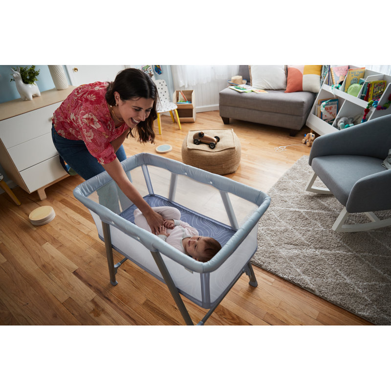 Cosco Kids SleepAway Bassinet