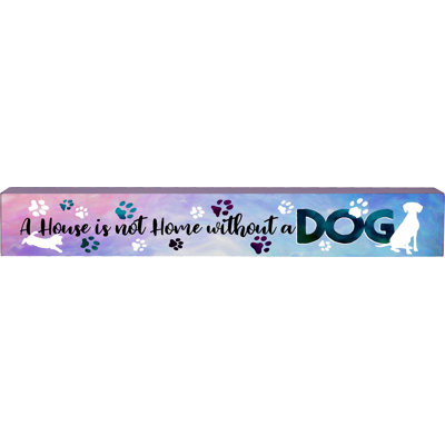 Signe de chien long en bois