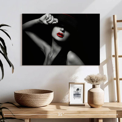 Lèvres rouges, femme classique