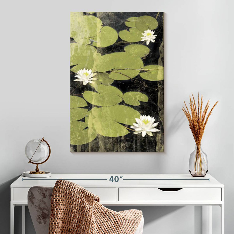 Harnek Pond Blossoms, H 30 po x l 20 po