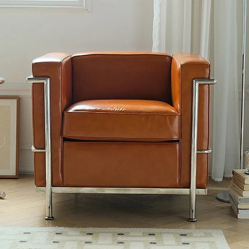 Fauteuil en peau de vache l 31,5 po Benisha: design contemporain et rustique, idéal pour la maison et le bureau