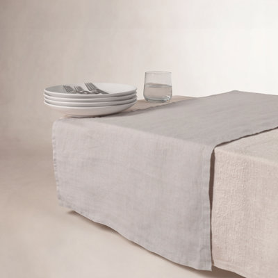 Valle Table Runnner