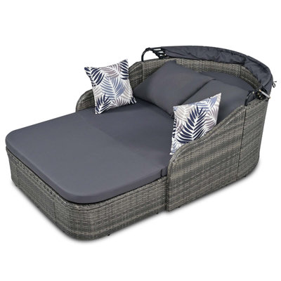 Outdoor Sunbed With Adjustable Canopy And Multiple Comfort Features