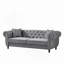 Luxueux canapé Chesterfield rembourré en velours avec accoudoirs roulés et têtes de clous, 3 places de style Mid-Century moderne pour le salon, le bureau et un appartement-104351672-104351673