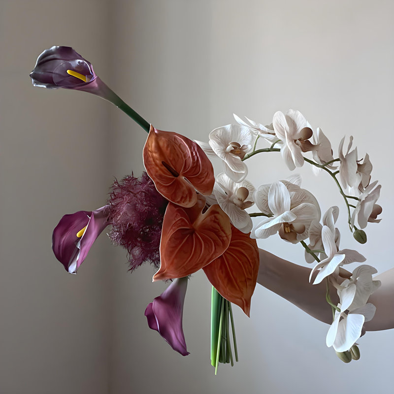 Ornements de fleurs simulées