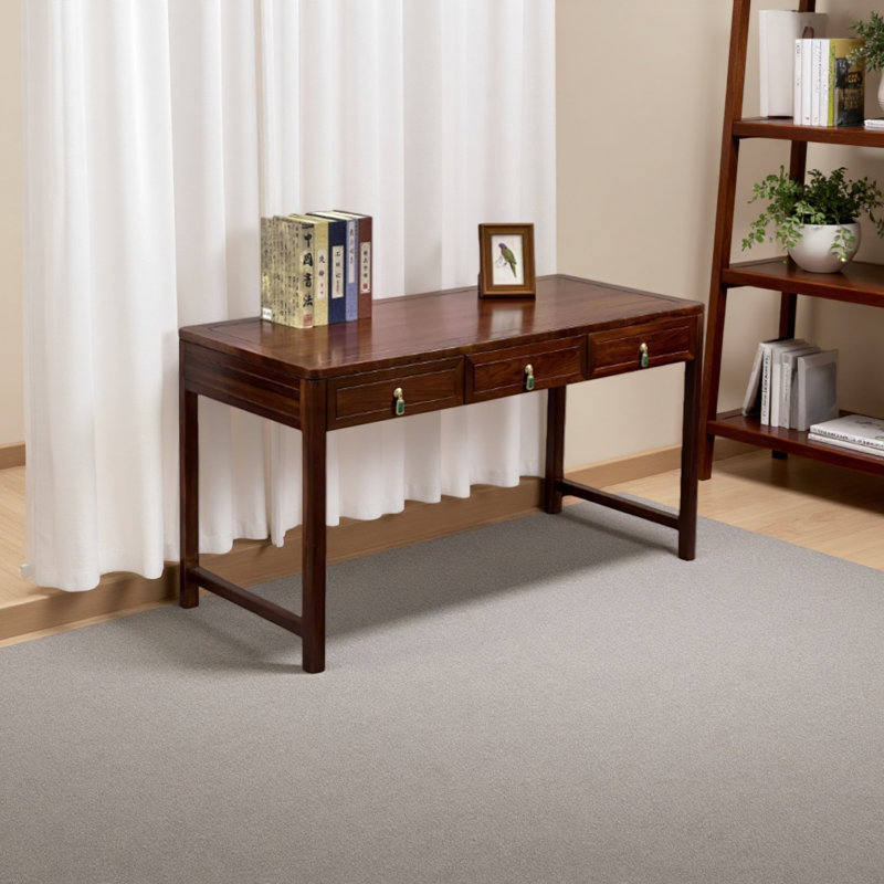 Bureau en bois d'ébène robuste