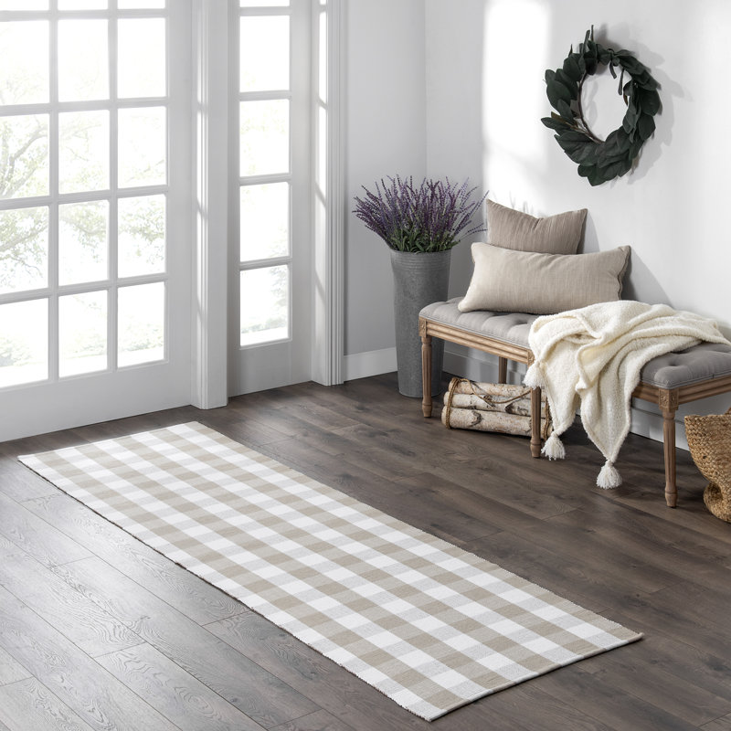 Skookum Farmhouse Living Buffalo Check Kitchen Rug, Runner 2'5'' x 8', Tan