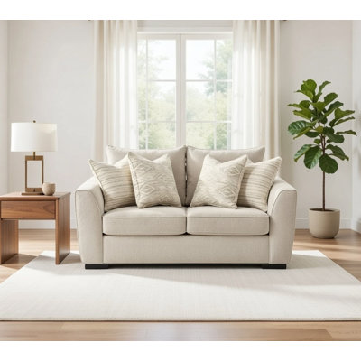 Hifza Loveseat