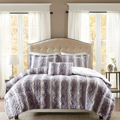 Luxury Faux Fur Comforter  4pc 4pc Soft Touch