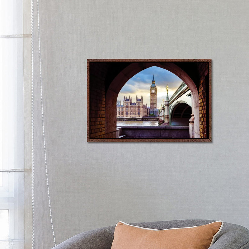 Big Ben and Palace of Westminster II 1 Piece Wall Art on Canvas, 66.04 cm H x 45.72 cm W, Classic Wood Floater Framed