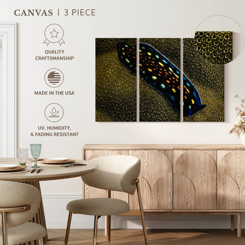 Linda's Flatworm, 28" H x 45" W