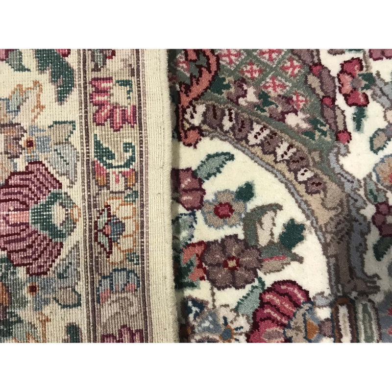 Wool Oriental Area Rug in Beige/Red, Rectangle 4' x 6'