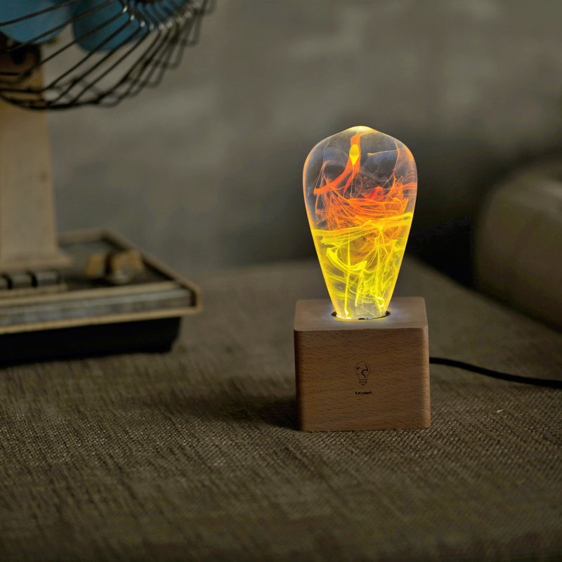 Lampe de table en bois 6,3 po