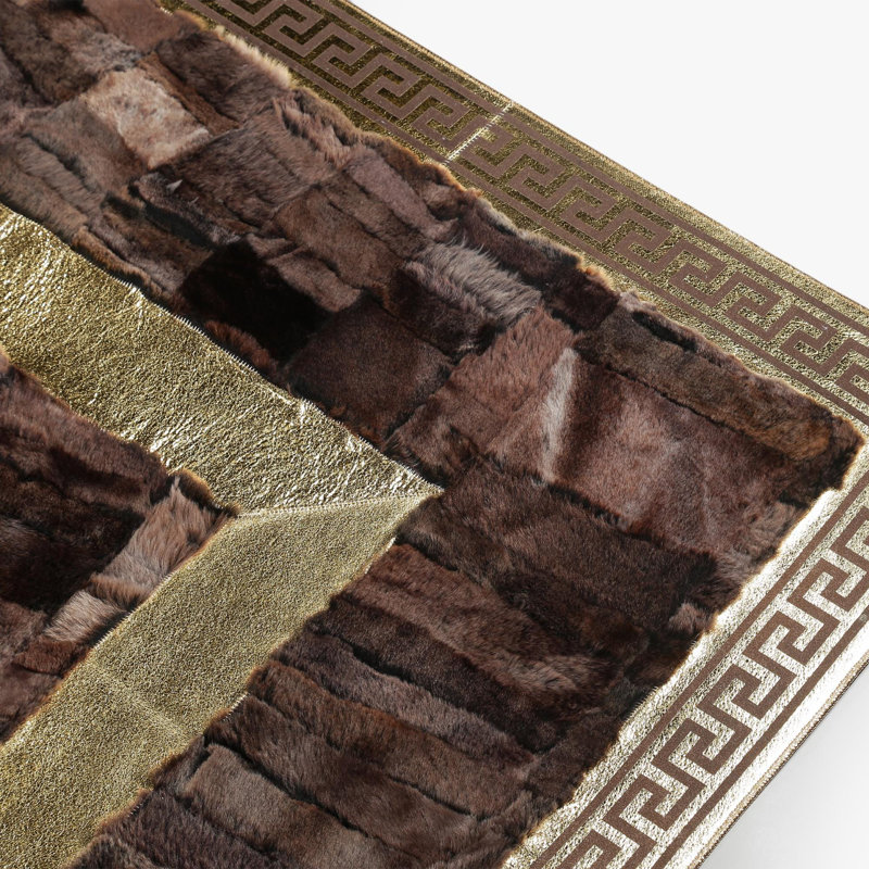 Tapis toscan brun en cuir fait à la main avec bordure dorée, Rectangle 5 pi x 7,5 pi