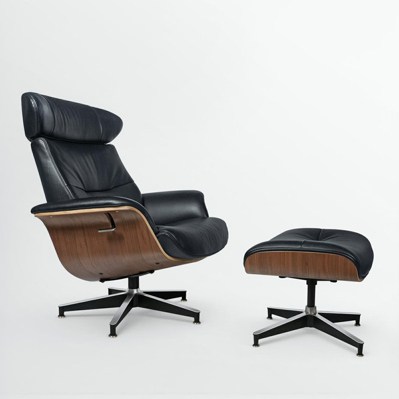 Chaise longue pivotante en cuir noyer et bois 33 po avec repose-pieds