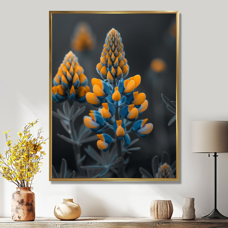«Yellow Bonnets» - Peaceful Summer Meadows - Blue Bonnets, art mural, Cadre flottant doré, H 16 po x l 32 po x P 1 po