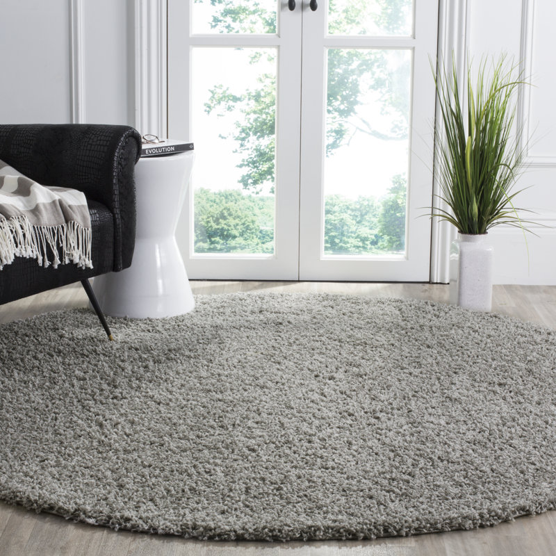 Ashleigh-Marie Solid Color Machine Woven Polypropylene Area Rug in Light Gray, Round 6'7"