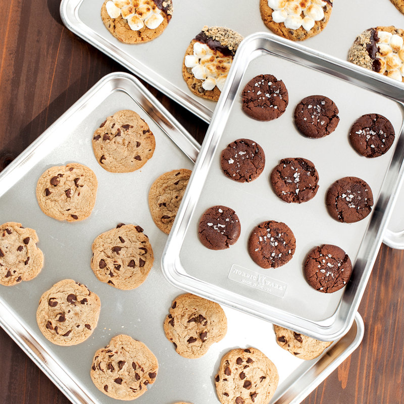 Nordic Ware Non-Stick Aluminum Baking Tray