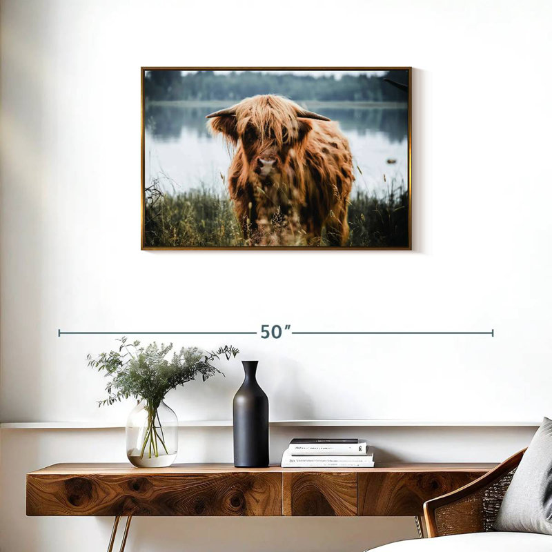 Vache Lakeside Highland, Cadre flottant doré, 31 po x 21 po