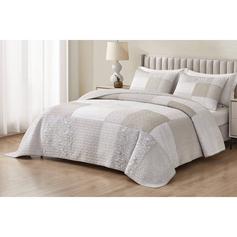 Quinn Cotton Patchwork Reversible Quilt Set, Queen Quilt + 2 Standard Shams