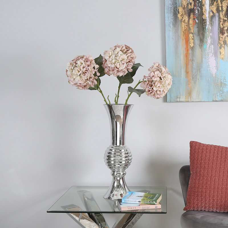 Arrangement